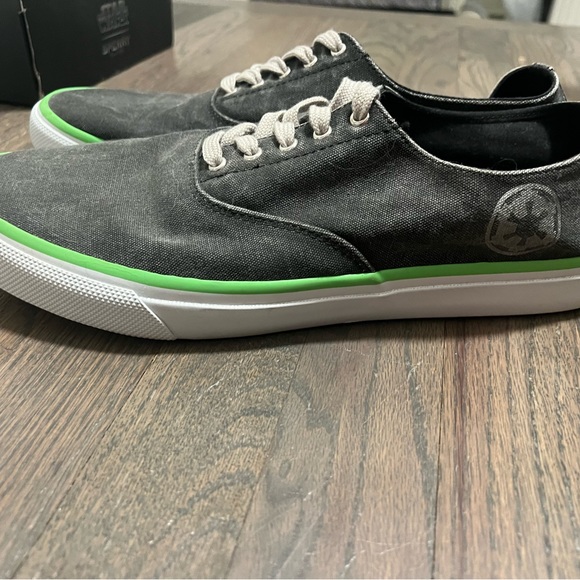 Star Wars Sperry’s - Picture 7 of 7